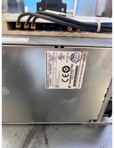 Yaskawa SGDH-30DE-OY, Servopack 3kW, servo drive 400V, variador servo