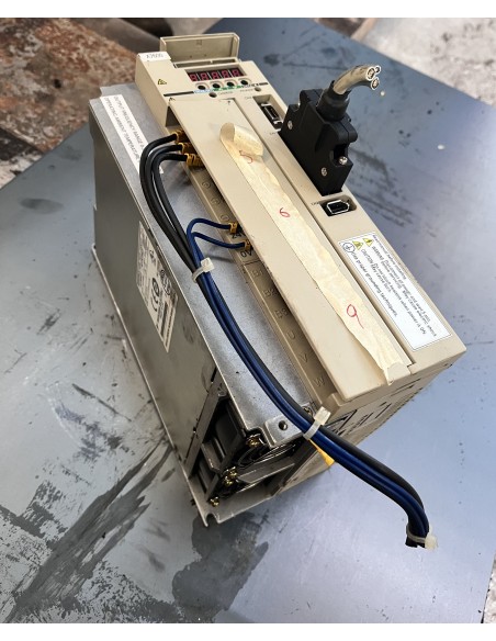 SERVOPACK YASKAWA SGDH-30DE-OY – 3 kW – 400V – DRIVE SERVO INDUSTRIAL